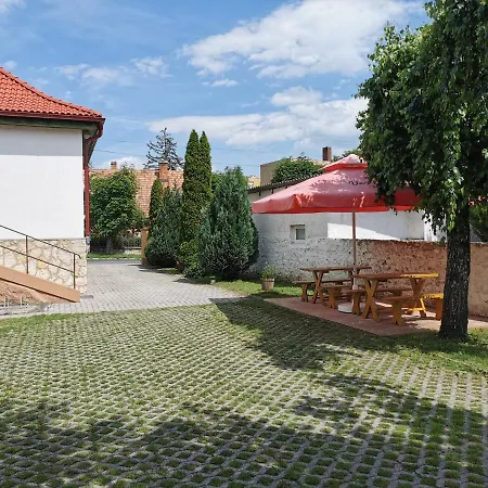 Glázer-szálló Tapolca