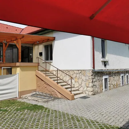 Glázer-szálló * Tapolca