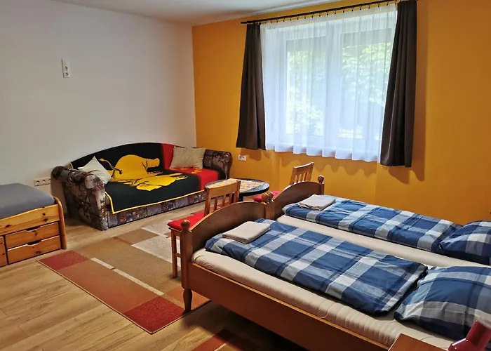 Guest house Glazer Szallas 3*